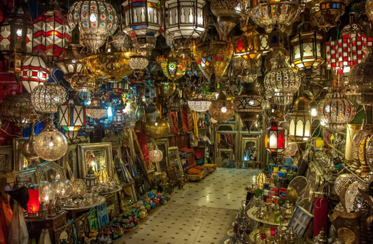 Bright Ideas: A Guide to Shopping for Vintage Lamps
