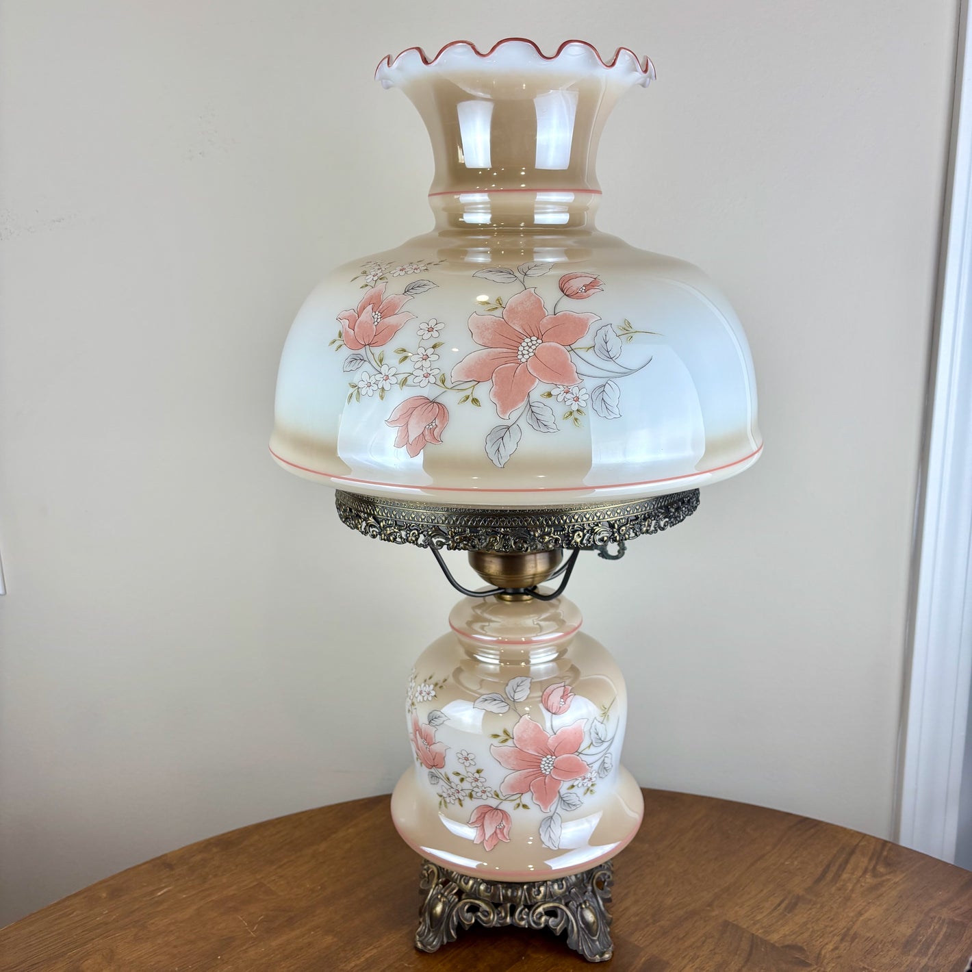 Vintage Beige Luster Pink White Floral Milk Glass Hurricane Lamp | Vintage Lamp