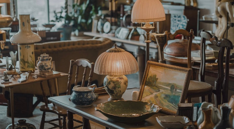 Where Do I Find Vintage Items for My Home?
