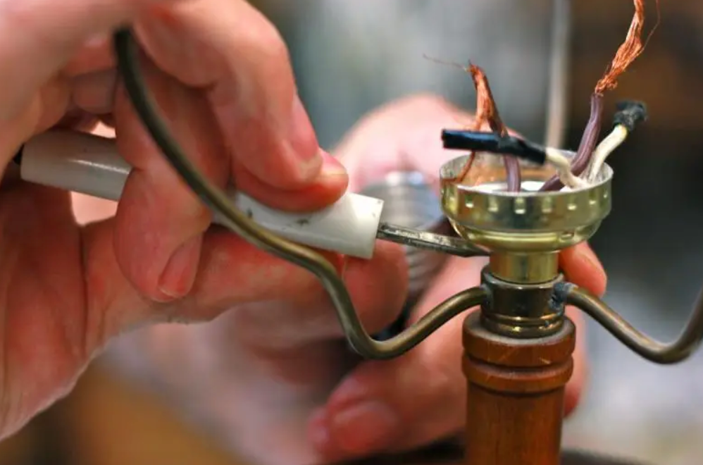 Top Ten Steps for Fixing a Vintage Lamp