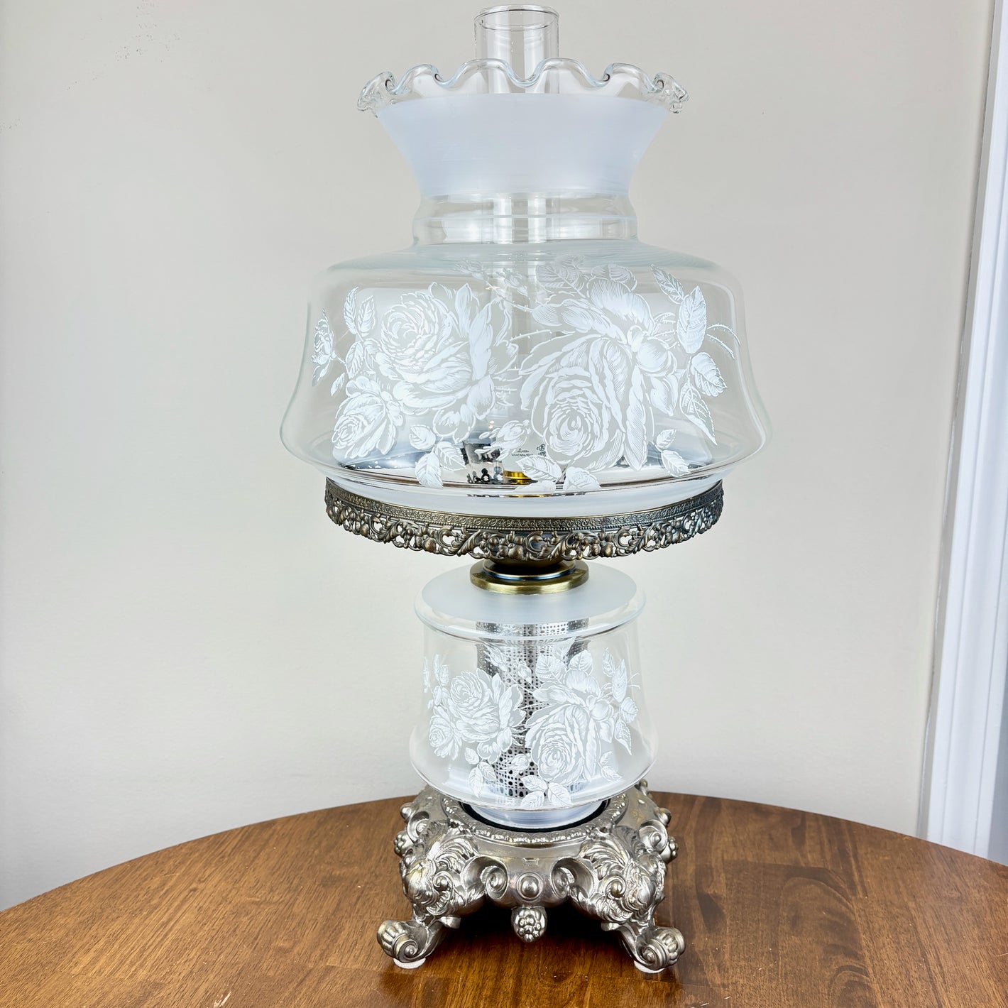 Vintage Frosted & Clear Glass White Roses Floral Hurricane Lamp